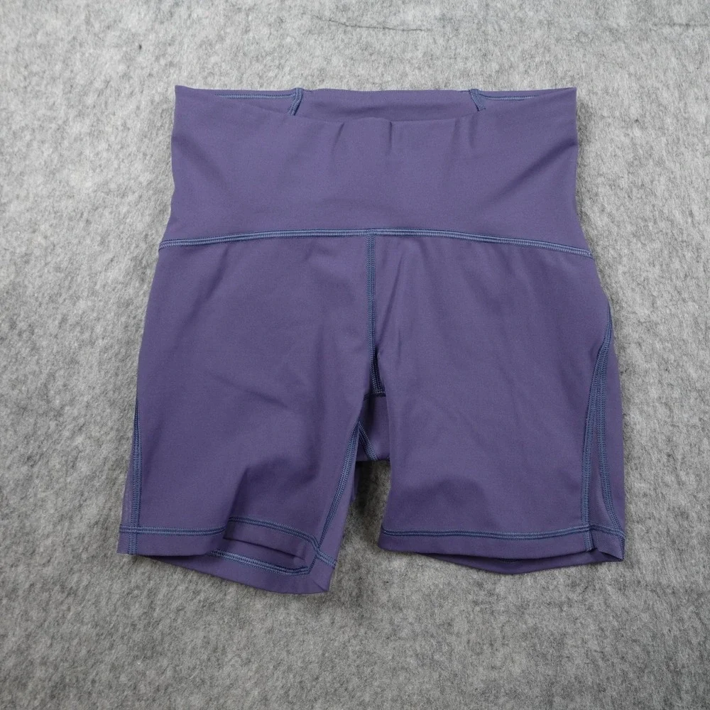 Lululemon Shorts Women 6 Purple Train Times 6